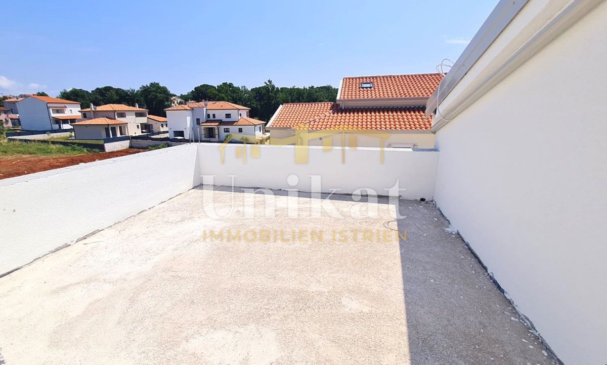 Dvojna hiša v bližini morja, 5 spalnic